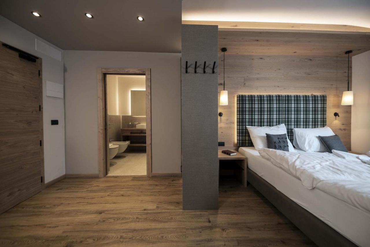 Ariston Lake View Hotel Molveno Buitenkant foto