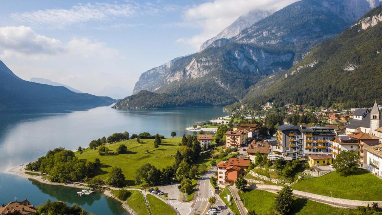 Ariston Lake View Hotel Molveno Buitenkant foto