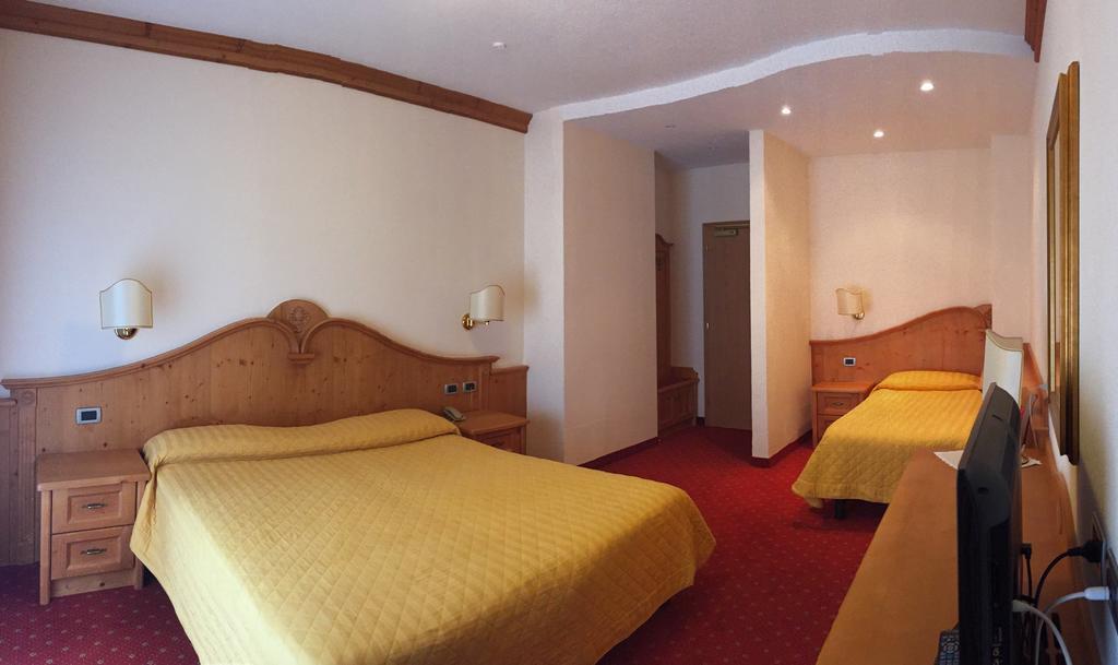 Ariston Lake View Hotel Molveno Buitenkant foto